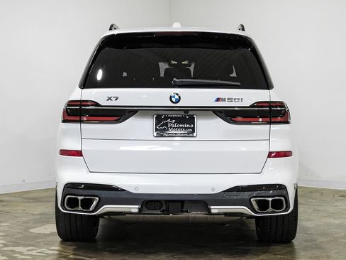 Used 2023 BMW X7 M60i AWD/4WD image 9