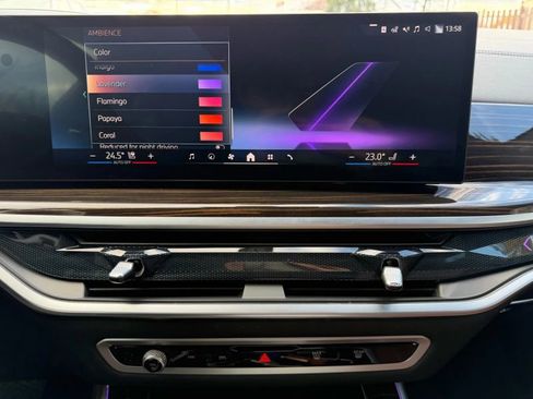 Used 2025 BMW X5 xDrive40i w/ Premium Package image 33