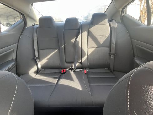 Used 2025 Nissan Altima 2.5 SV FWD image 33