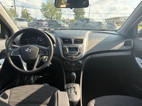 Used 2017 Hyundai Accent SE FWD image 7