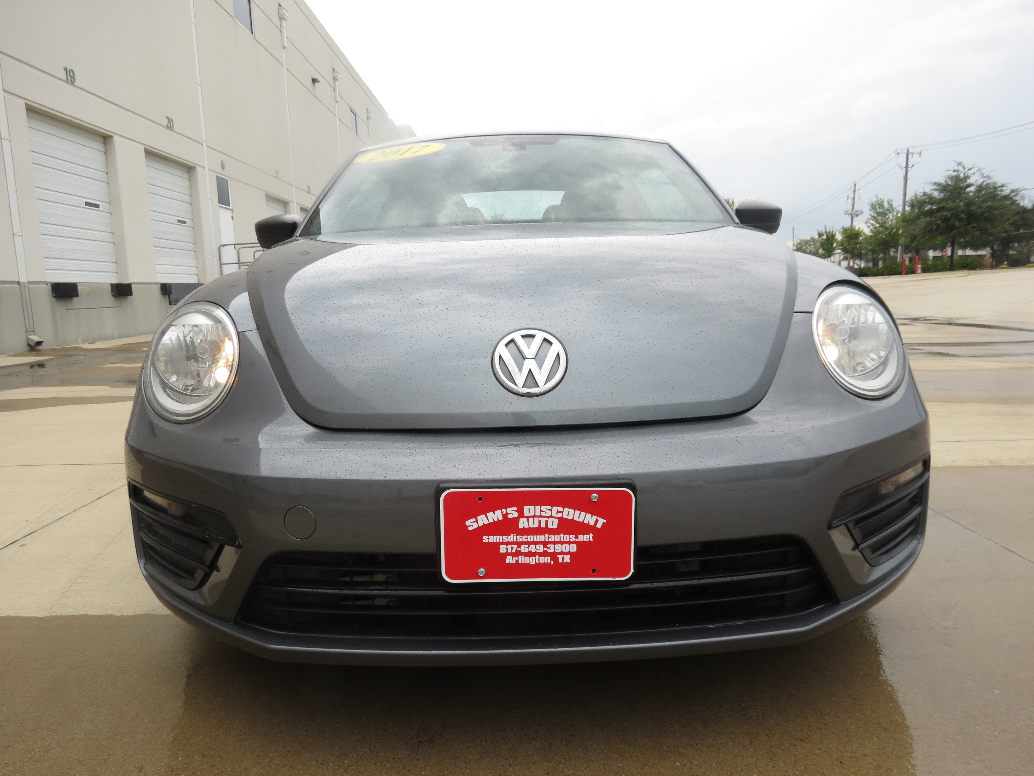 Used 2017 Volkswagen Beetle 1.8T S FWD image 7