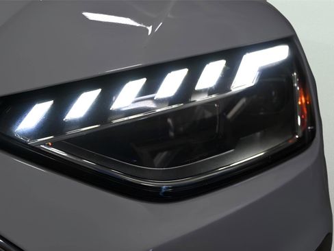 Used 2021 Audi S4 Premium w/ Convenience Package image 34