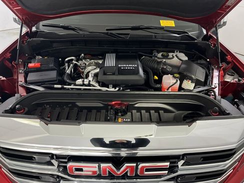 Used 2025 GMC Sierra 1500 SLT w/ SLT Premium Package image 11