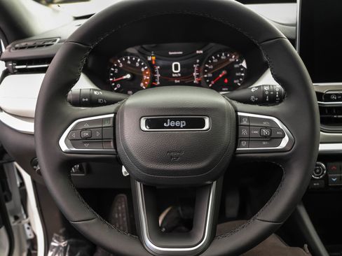 New 2026 Jeep Compass Limited image 24
