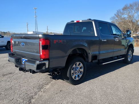 New 2026 Ford F250 Lariat w/ Lariat Premium Package image 3