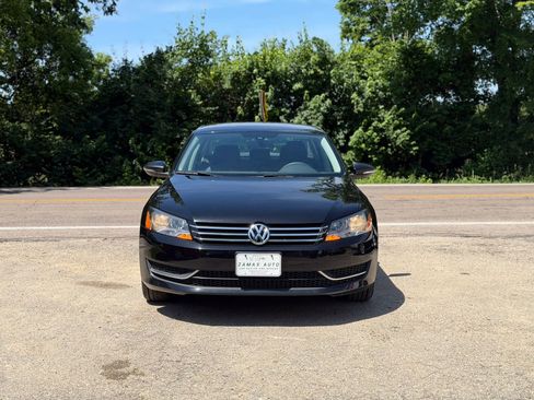 Used 2012 Volkswagen Passat 2.5 S FWD image 2