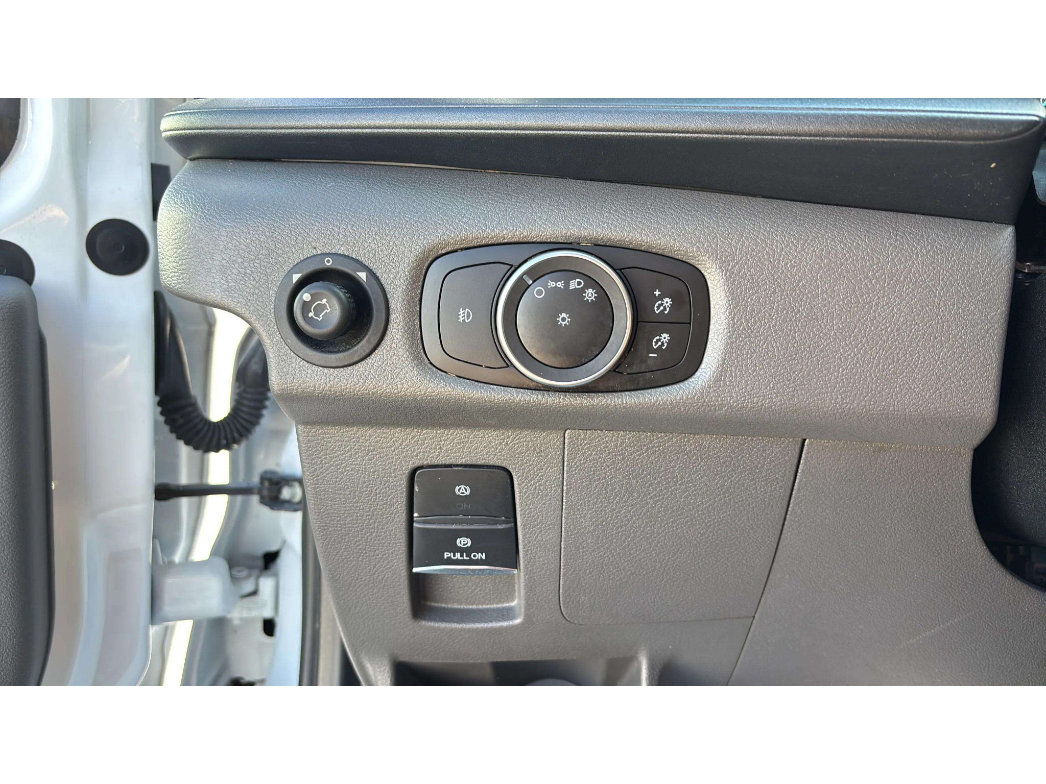 Used 2025 Ford Transit 250 Low Roof w/ Exterior Upgrade Package RWD image 16