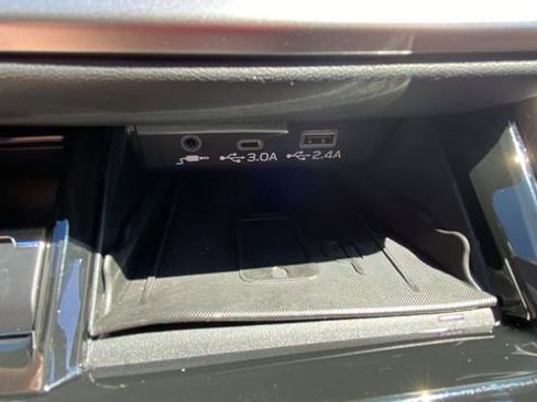 Certified 2025 Subaru Outback Limited AWD/4WD image 29