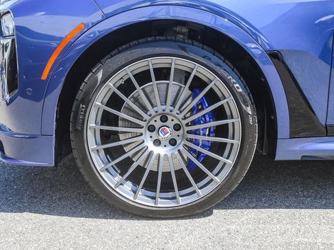 Used 2025 BMW ALPINA XB7 AWD/4WD image 9