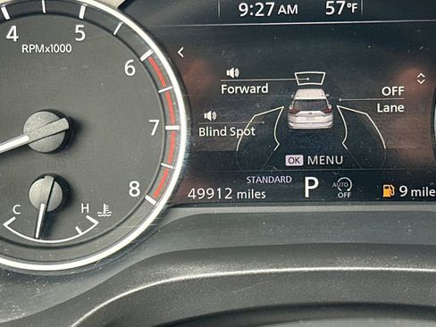 Used 2024 Nissan Rogue SV FWD image 29