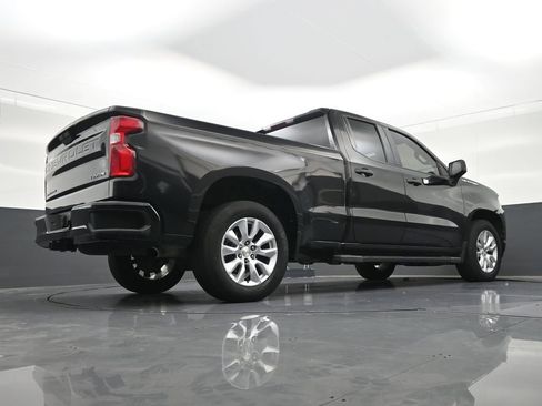 Used 2021 Chevrolet Silverado 1500 Custom RWD image 27