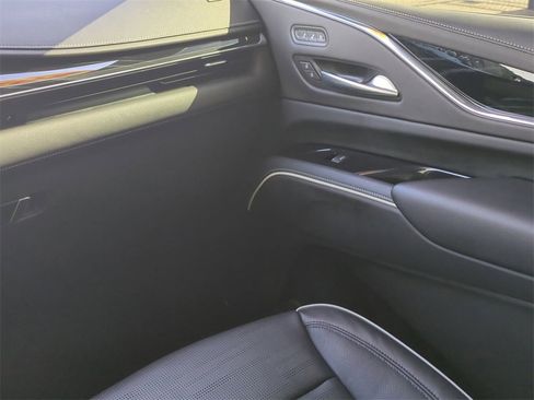 Used 2024 Cadillac Escalade Sport image 21