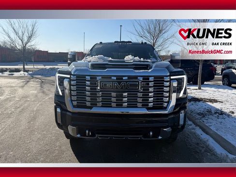 New 2026 GMC Sierra 3500 Denali w/ Denali Reserve Package image 3