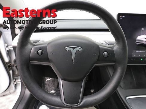 Used 2023 Tesla Model 3 Standard Range image 10