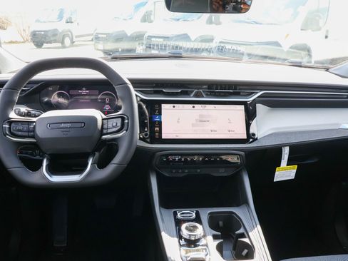 New 2026 Jeep Cherokee Laredo AWD/4WD image 15