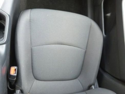 Used 2025 Toyota RAV4 LE AWD/4WD image 19