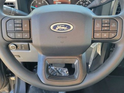 New 2026 Ford F250 XLT w/ FX4 Off-Road Package AWD/4WD image 14