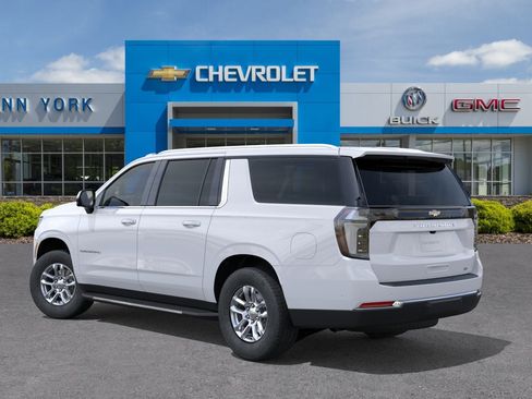 New 2026 Chevrolet Suburban LT AWD/4WD image 27