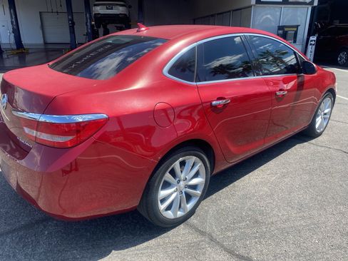Used 2014 Buick Verano FWD image 5