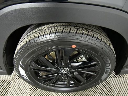 Certified 2025 Toyota Corolla Cross Hybrid Nightshade image 17