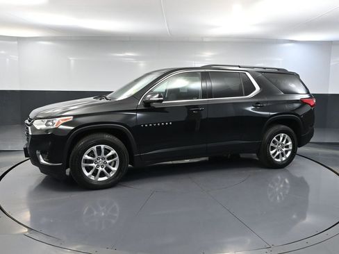 Used 2021 Chevrolet Traverse LT AWD/4WD image 12