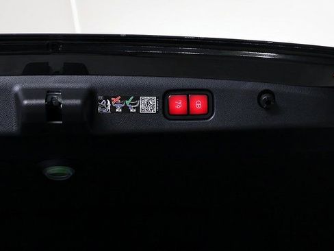 Certified 2026 Mercedes-Benz E 350 4MATIC Sedan image 30