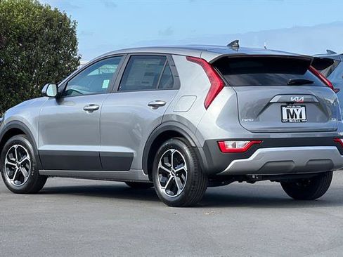 New 2026 Kia Niro LX FWD image 6