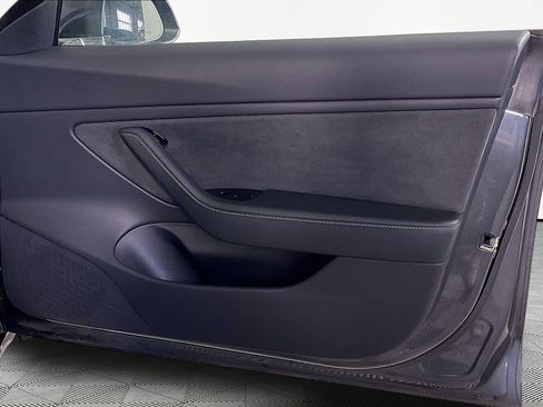 Used 2019 Tesla Model 3 image 24