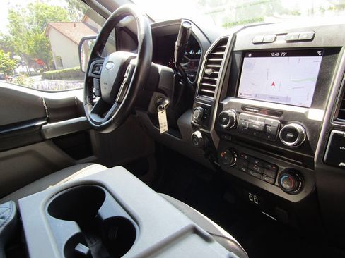 Used 2018 Ford F150 XLT w/ Equipment Group 302A Luxury image 31