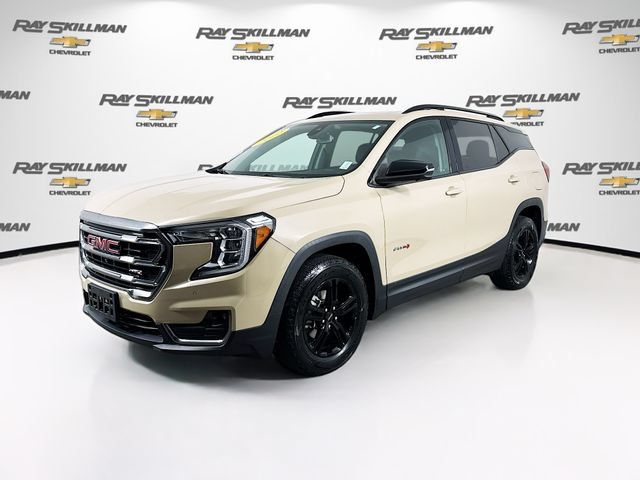 Used 2022 GMC Terrain AT4 w/ Infotainment Package II AWD/4WD image 3