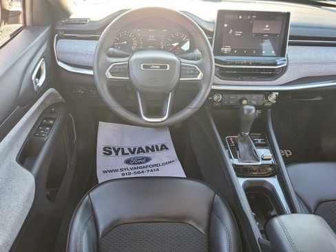 Used 2023 Jeep Compass Latitude w/ Sun and Sound Group image 6