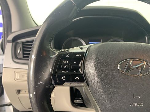 Used 2018 Hyundai Sonata SEL w/ Tech Package 02 image 19
