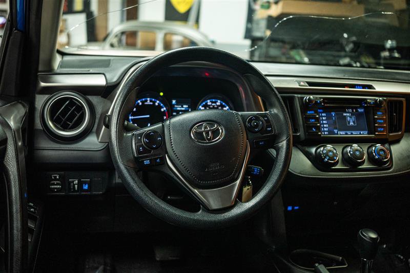 Used 2018 Toyota RAV4 LE w/ All Weather Liner Package FWD image 15