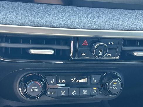New 2026 Nissan Kicks SV w/ Cold Weather Package AWD/4WD image 30