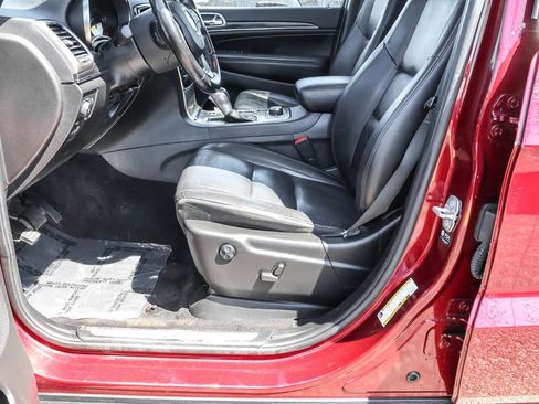 Used 2021 Jeep Grand Cherokee Limited AWD/4WD image 19