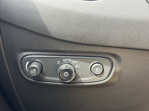 Certified 2022 Chevrolet Equinox Premier image 25