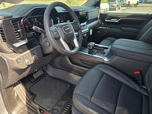 New 2026 GMC Sierra 1500 SLT AWD/4WD image 18