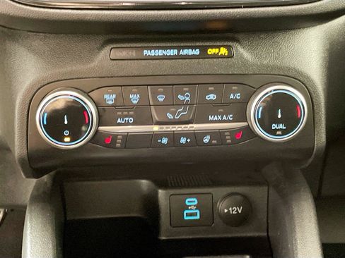 Used 2023 Ford Escape ST-Line AWD/4WD image 9