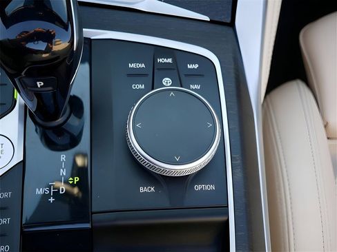 Used 2023 BMW 440i xDrive Convertible w/ Premium Package image 27