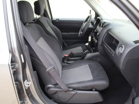 Used 2012 Jeep Patriot Sport w/ PWR Value Group image 31