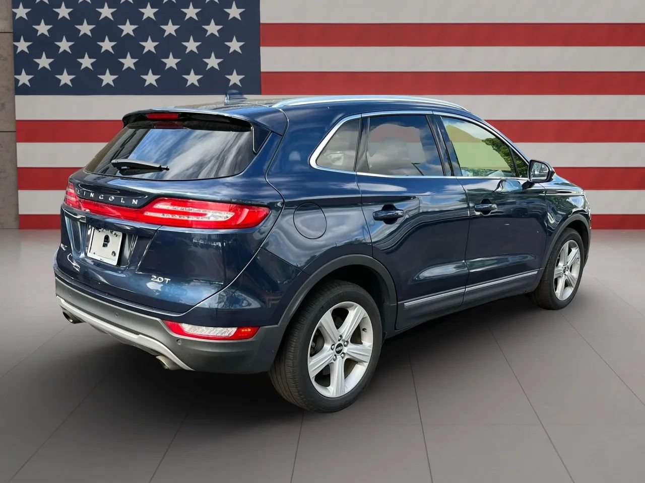 Used 2017 Lincoln MKC Premiere FWD image 8