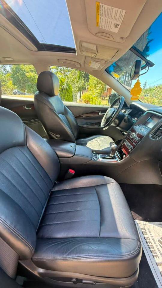 Used 2016 INFINITI QX50 AWD w/ Premium Plus Package image 6