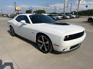 Used 2015 Dodge Challenger R/T RWD video 1