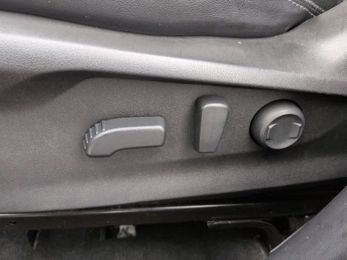 Used 2022 Subaru Forester Limited image 17