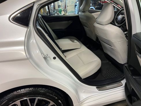 Used 2025 Toyota Camry XLE image 33