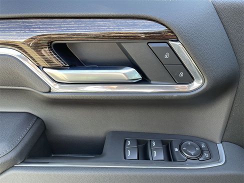 New 2026 GMC Sierra 1500 Elevation image 23