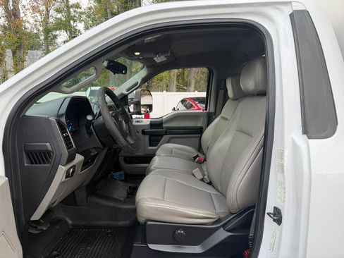 Used 2019 Ford F450 XL w/ XL Value Package RWD image 24