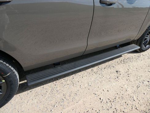 New 2027 Ford Expedition Platinum w/ Stealth Appearance Package AWD/4WD image 4