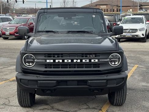 New 2025 Ford Bronco Base image 3
