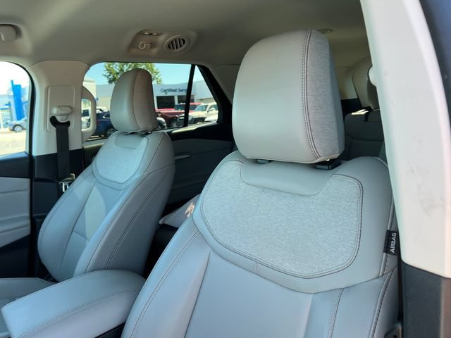 Used 2025 Ford Explorer Active w/ Active Comfort Package AWD/4WD image 16